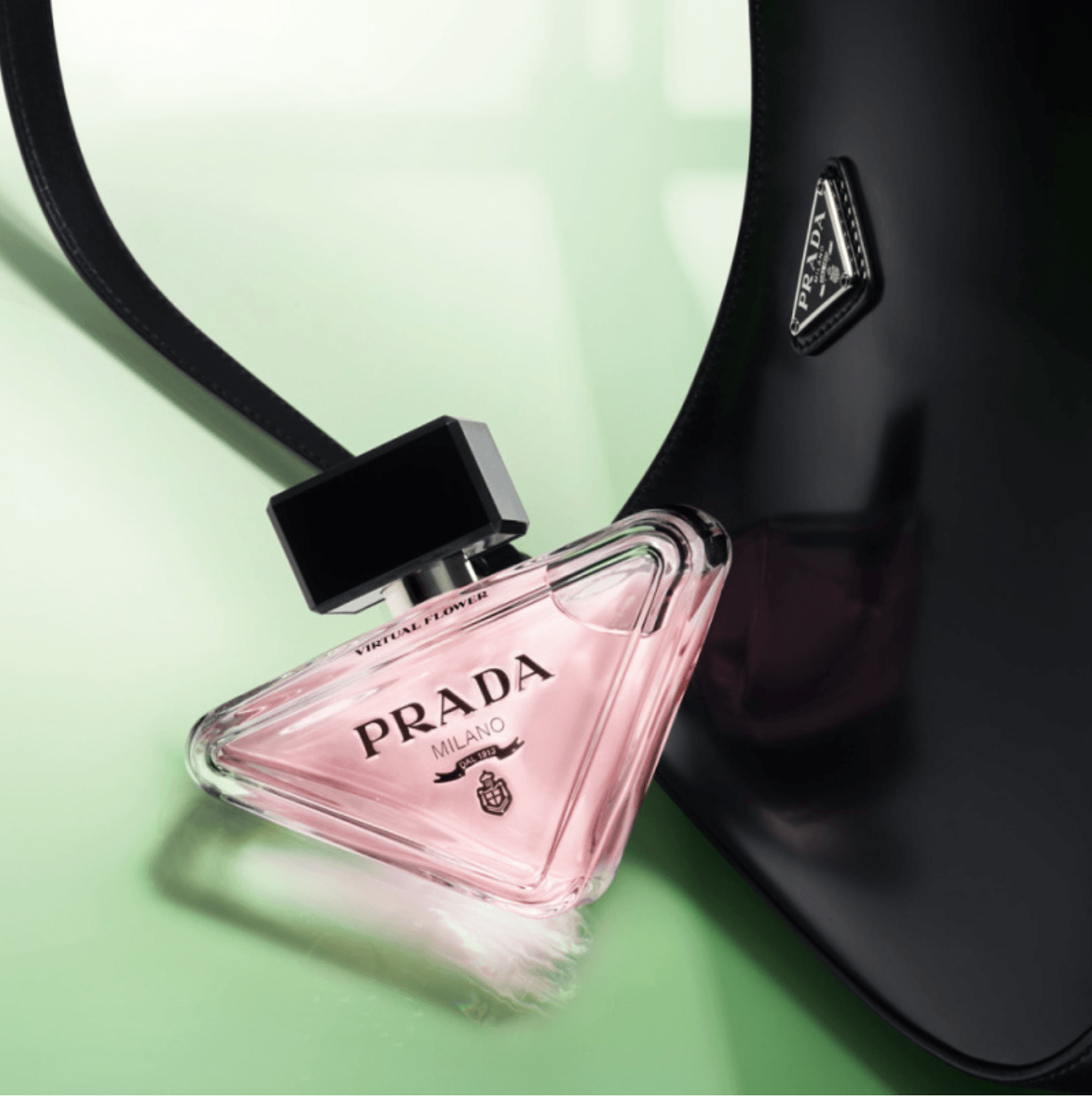 Prada Paradoxe - Virtual Flower