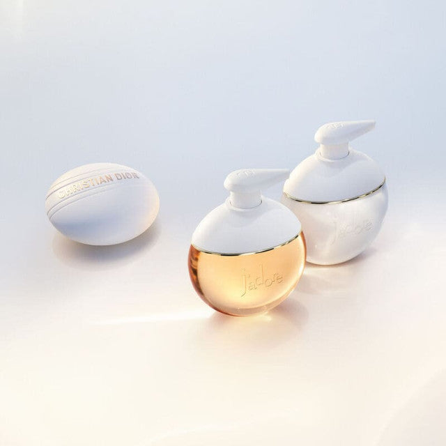 Dior - J'adore les Adorables | Crèmes mains, ongles et décolleté