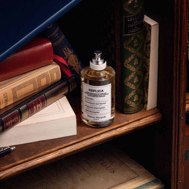 Maison Margiela - Replica Whispers in the Library | Eau de Toilette