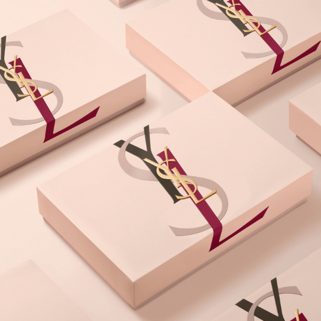 Yves St Laurent - Mon Paris | Coffret Eau de Parfum avec son vaporisateur de sac et sa trousse